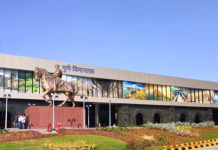 IAF जेटच्या ‘हार्ड लँडिंग’ घटनेनंतर पुणे विमानतळ पुन्हा सुरू झाले. पुणे बातम्या