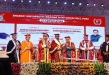 मंत्र्यांनी वैद्यकीय शिक्षणातील परिवर्तनाचे कौतुक केले, सुधा मूर्ती यांनी भारती विद्यापीठ दीक्षांत समारंभात पदवीधरांना प्रेरणा दिली. पुणे बातम्या